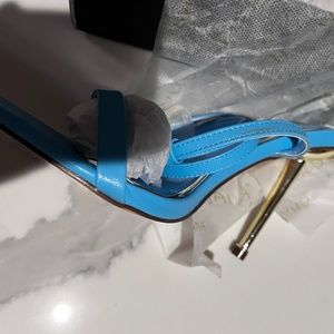 Liliana blue heels size 6 1/2